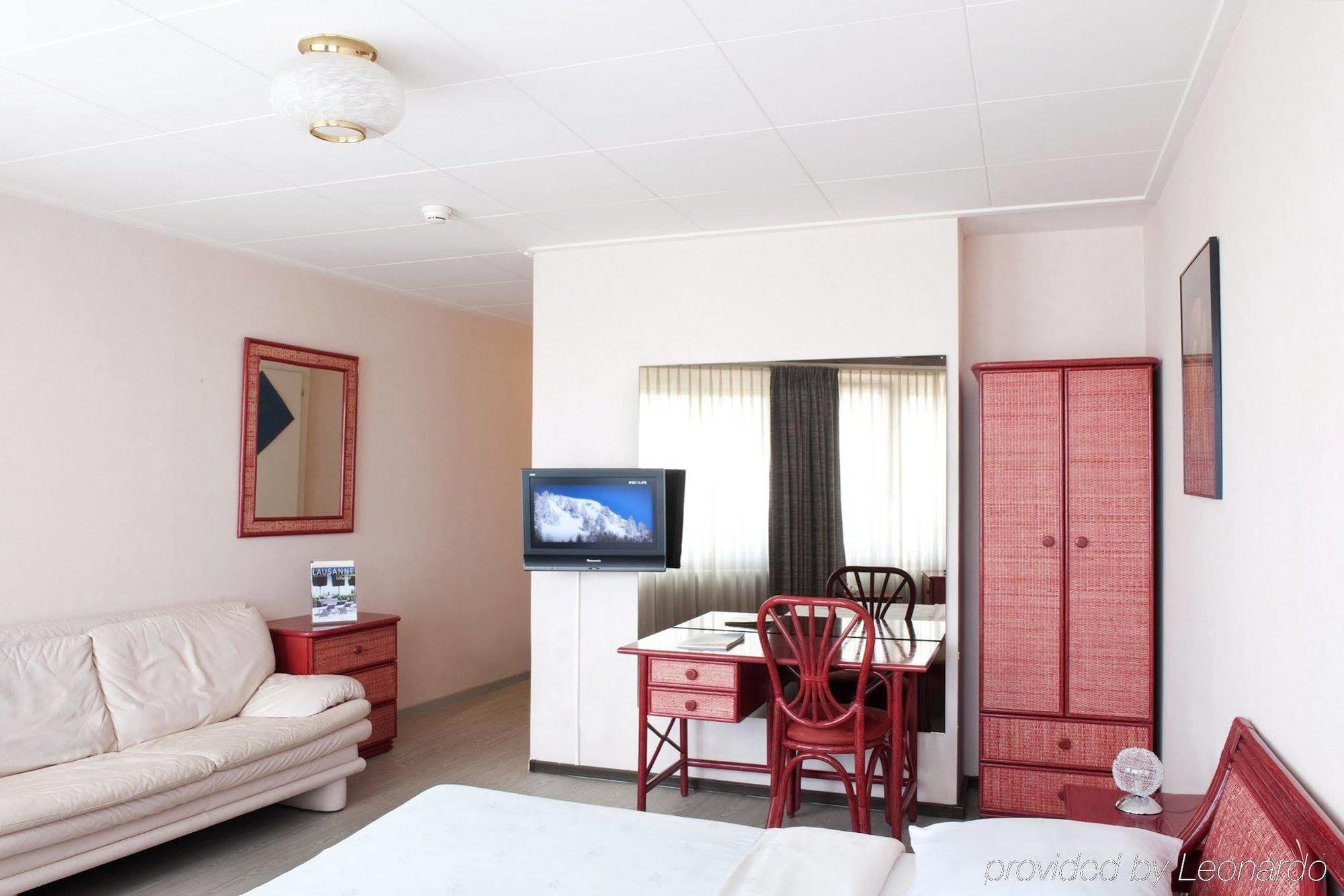 Crystal Hotel