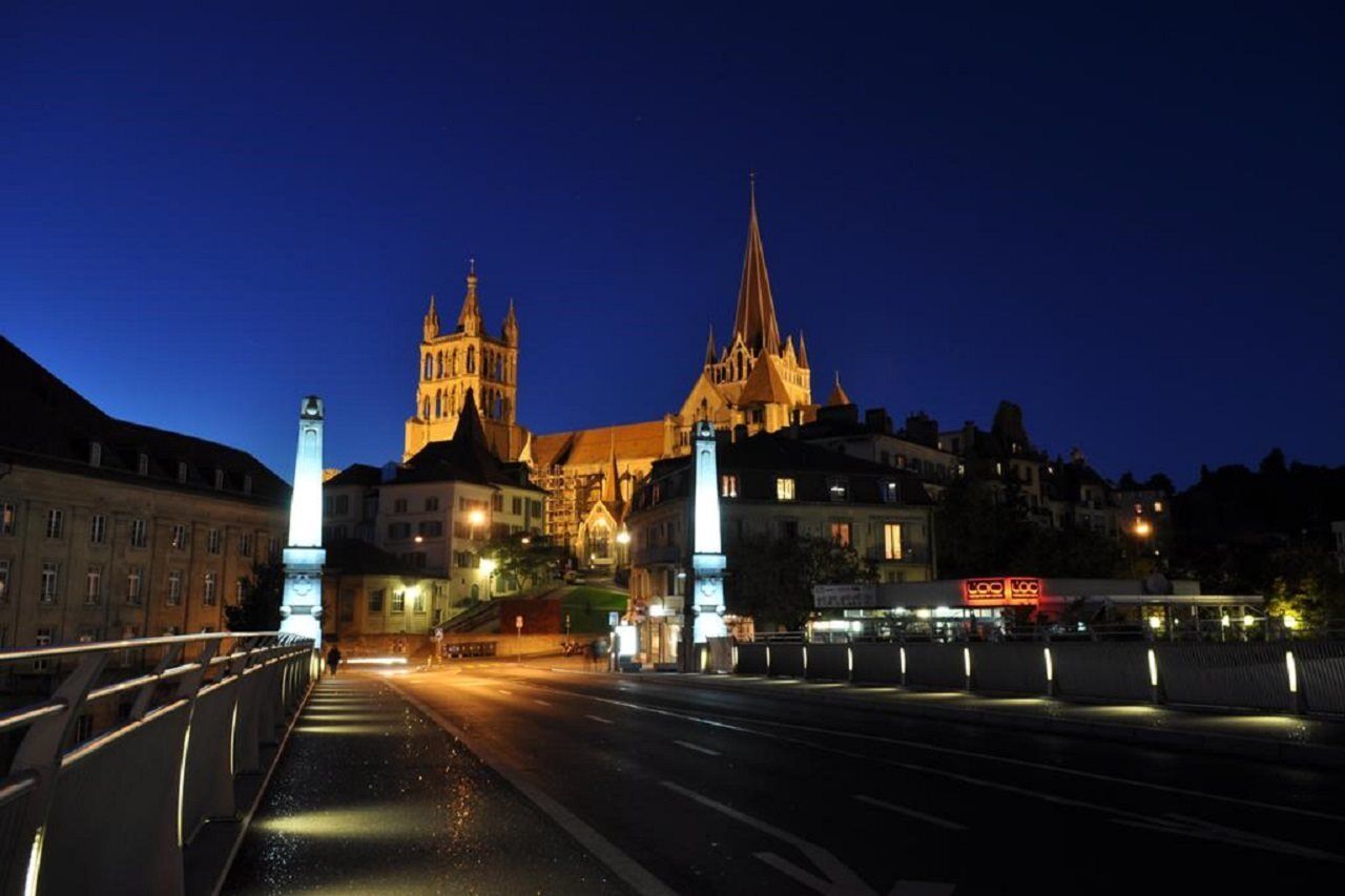 Crystal Lausanne